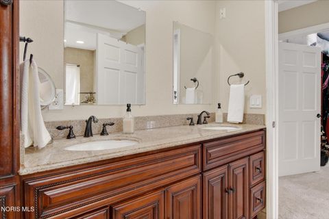 Tiny photo for 2548 Talmadge Road, Ottawa Hills, OH 43606 (MLS # 10005521)