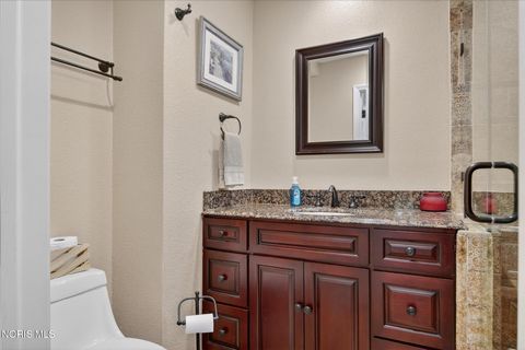 Tiny photo for 2548 Talmadge Road, Ottawa Hills, OH 43606 (MLS # 10005521)