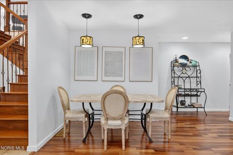 Tiny photo for 2548 Talmadge Road, Ottawa Hills, OH 43606 (MLS # 10005521)