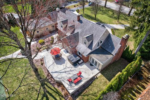 Tiny photo for 2548 Talmadge Road, Ottawa Hills, OH 43606 (MLS # 10005521)