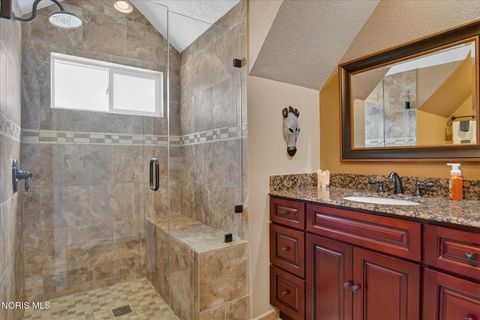 Tiny photo for 2548 Talmadge Road, Ottawa Hills, OH 43606 (MLS # 10005521)