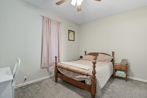 Tiny photo for 720 S West Street, Findlay, OH 45840 (MLS # 10000133)