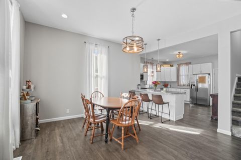 Tiny photo for 720 S West Street, Findlay, OH 45840 (MLS # 10000133)