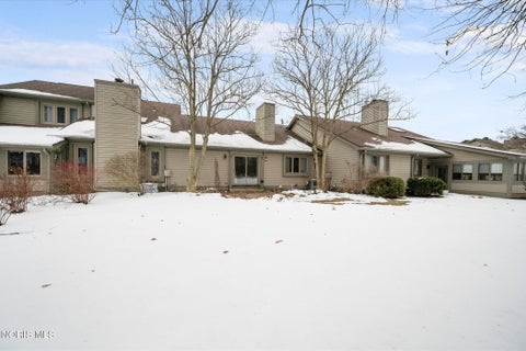 Tiny photo for 42 Back Bay Road, Bowling Green, OH 43402 (MLS # 10013272)