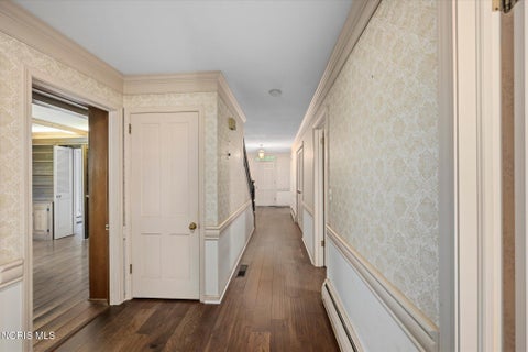 Tiny photo for 42 Back Bay Road, Bowling Green, OH 43402 (MLS # 10013272)