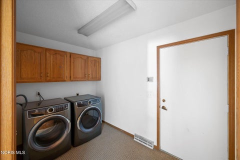 Tiny photo for 42 Back Bay Road, Bowling Green, OH 43402 (MLS # 10013272)
