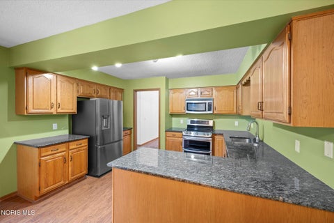 Tiny photo for 42 Back Bay Road, Bowling Green, OH 43402 (MLS # 10013272)