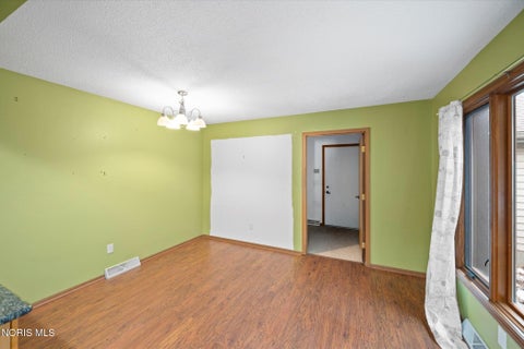 Tiny photo for 42 Back Bay Road, Bowling Green, OH 43402 (MLS # 10013272)