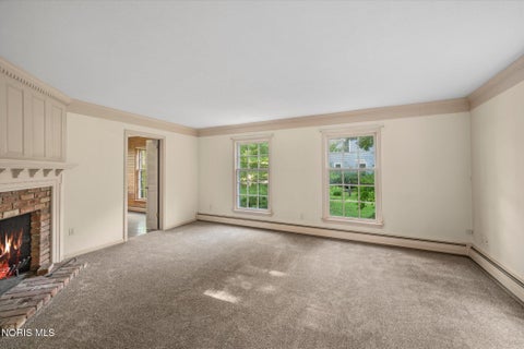 Tiny photo for 42 Back Bay Road, Bowling Green, OH 43402 (MLS # 10013272)