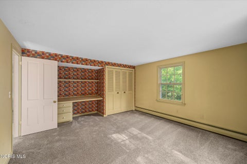 Tiny photo for 42 Back Bay Road, Bowling Green, OH 43402 (MLS # 10013272)
