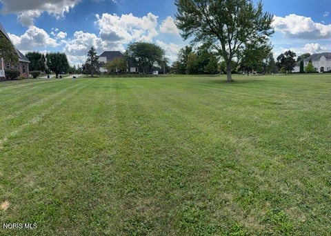 Photo of 3254 Riverwood Court #88, Perrysburg, OH 43551 (MLS # 10013357)