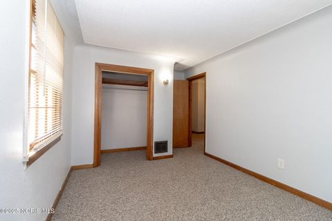 Tiny photo for 402 E Indiana Avenue, Maumee, OH 43537 (MLS # 10000722)