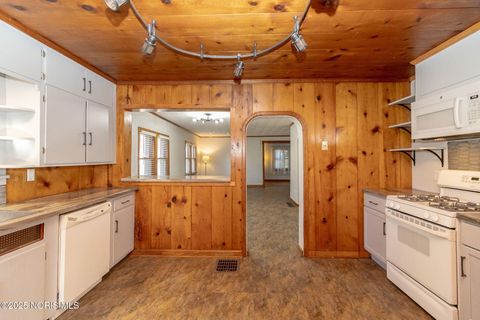 Tiny photo for 402 E Indiana Avenue, Maumee, OH 43537 (MLS # 10000722)