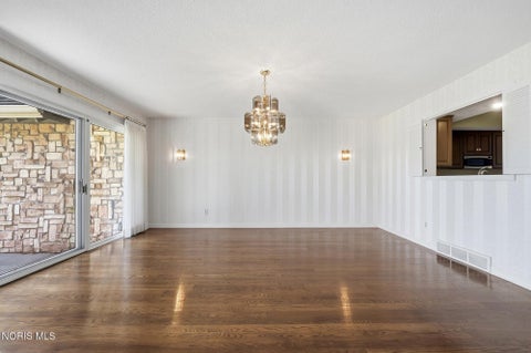 Tiny photo for 3865 River Road, Toledo, OH 43614 (MLS # 10013684)