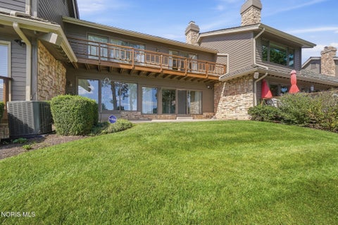 Tiny photo for 3865 River Road, Toledo, OH 43614 (MLS # 10013684)