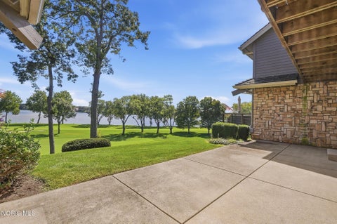 Tiny photo for 3865 River Road, Toledo, OH 43614 (MLS # 10013684)
