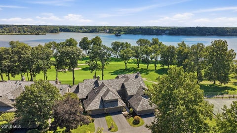 Photo of 3865 River Road, Toledo, OH 43614 (MLS # 10013684)