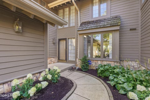 Tiny photo for 3865 River Road, Toledo, OH 43614 (MLS # 10013684)
