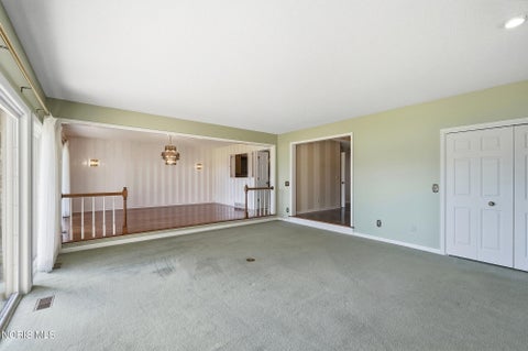 Tiny photo for 3865 River Road, Toledo, OH 43614 (MLS # 10013684)