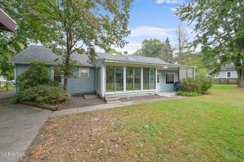 Tiny photo for 7043 Dunn Drive, Holland, OH 43528 (MLS # 10014149)