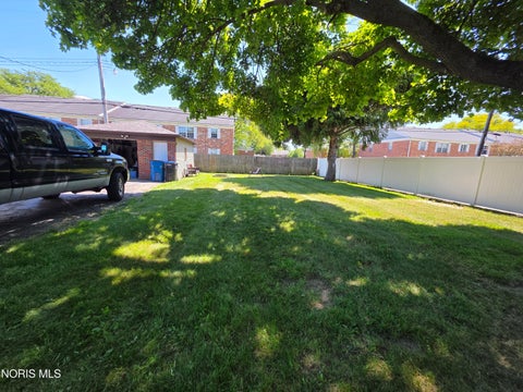 Tiny photo for 3238 S Eastmoreland Drive, Oregon, OH 43616 (MLS # 10008654)