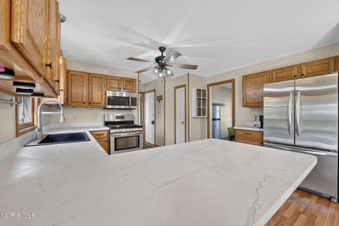 Tiny photo for 5914 Corduroy Road, Oregon, OH 43616 (MLS # 10012611)