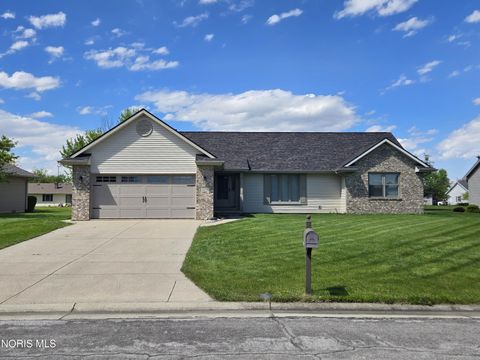 Photo of 1276 Hilton Head Court, Defiance, OH 43512 (MLS # 10007715)