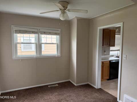 Tiny photo for 314 W Crawford Avenue, Toledo, OH 43612 (MLS # 10012045)