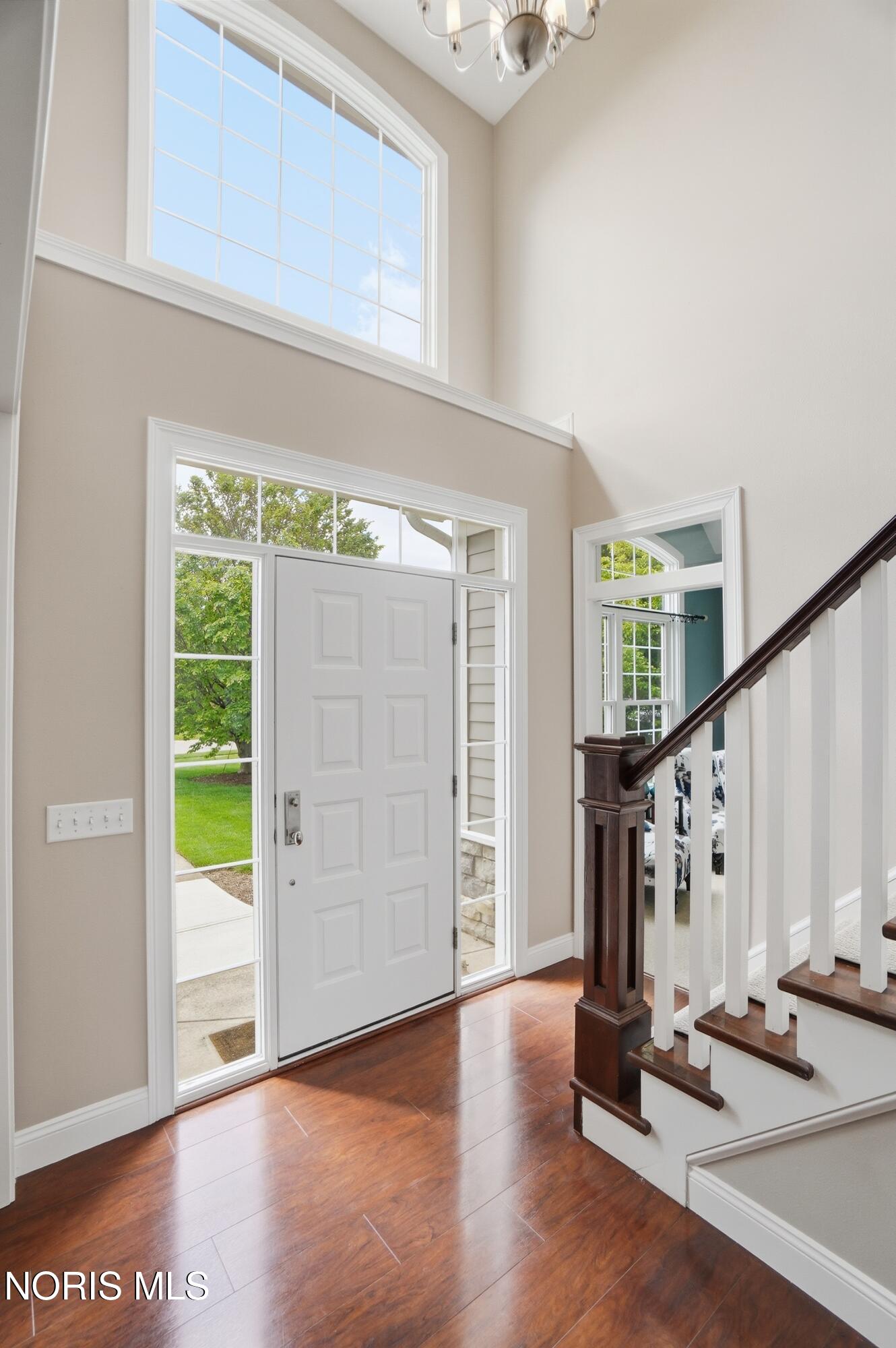 5853 Green Ivy Lane