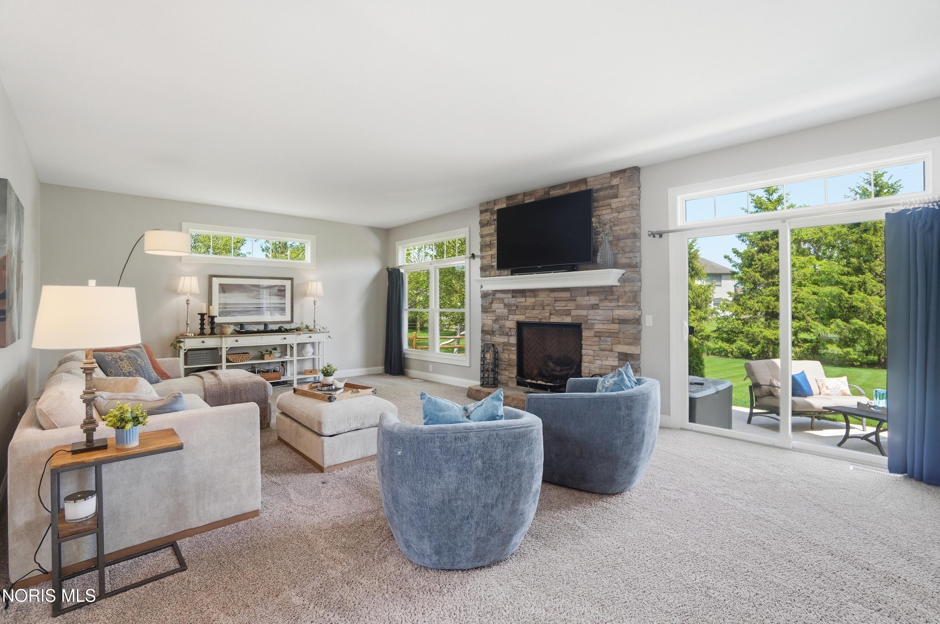 5853 Green Ivy Lane