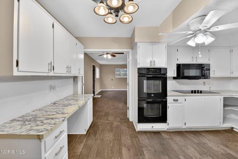 Tiny photo for 2520 Secor Road, Toledo, OH 43606 (MLS # 10006294)