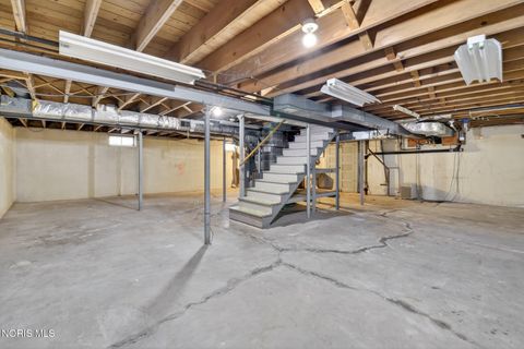 Tiny photo for 2520 Secor Road, Toledo, OH 43606 (MLS # 10006294)