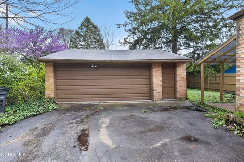 Tiny photo for 2520 Secor Road, Toledo, OH 43606 (MLS # 10006294)