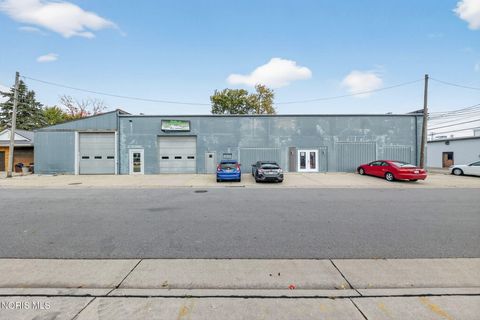 Photo of 102 Monumental Street, Archbold, OH 43502 (MLS # 10007704)