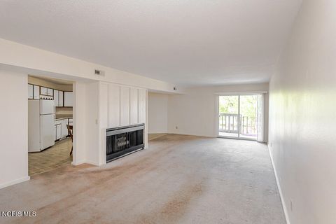 Tiny photo for 6640 Salisbury Road #D208, Maumee, OH 43537 (MLS # 10007455)