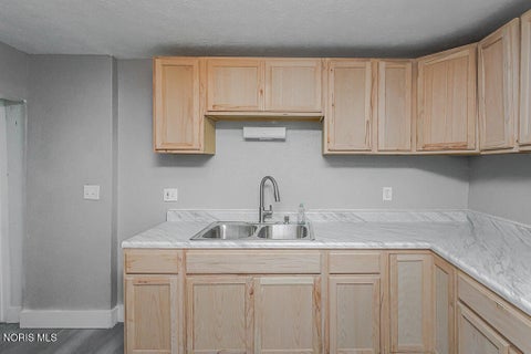 Tiny photo for 432 Arcadia Avenue, Toledo, OH 43610 (MLS # 10011134)
