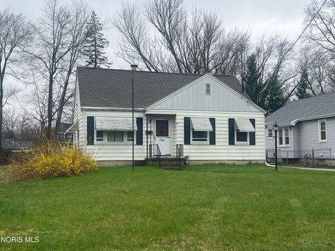 Tiny photo for 1723 Atwood Road, Toledo, OH 43615 (MLS # 10006180)