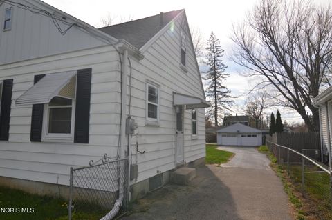 Tiny photo for 1723 Atwood Road, Toledo, OH 43615 (MLS # 10006180)