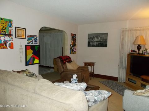 Tiny photo for 1086 Dodd Street, Napoleon, OH 43545 (MLS # 10001648)