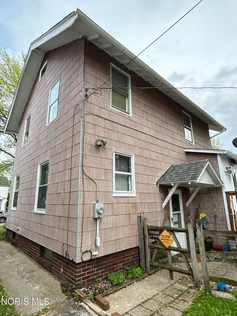 Tiny photo for 726 Colima Drive, Toledo, OH 43609 (MLS # 10007552)