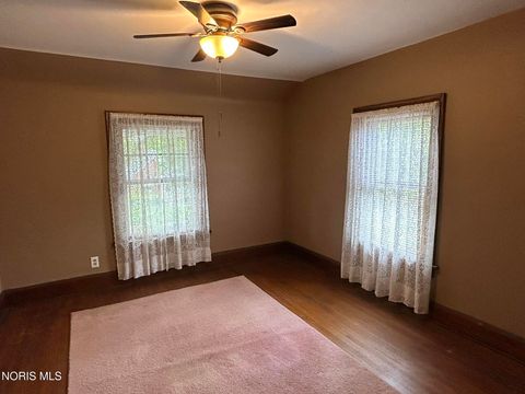 Tiny photo for 726 Colima Drive, Toledo, OH 43609 (MLS # 10007552)