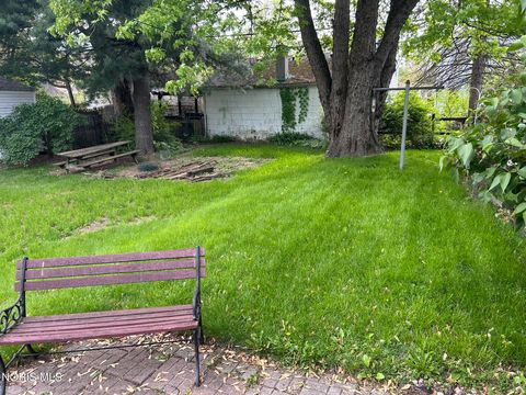 Tiny photo for 726 Colima Drive, Toledo, OH 43609 (MLS # 10007552)
