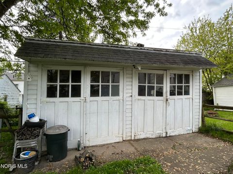 Tiny photo for 726 Colima Drive, Toledo, OH 43609 (MLS # 10007552)