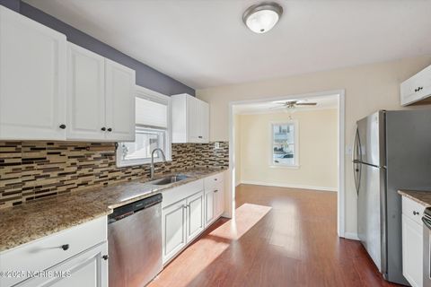 Tiny photo for 1374 Wildwood Road, Toledo, OH 43614 (MLS # 10002219)