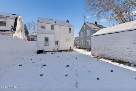 Tiny photo for 1374 Wildwood Road, Toledo, OH 43614 (MLS # 10002219)