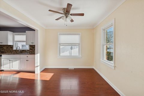 Tiny photo for 1374 Wildwood Road, Toledo, OH 43614 (MLS # 10002219)