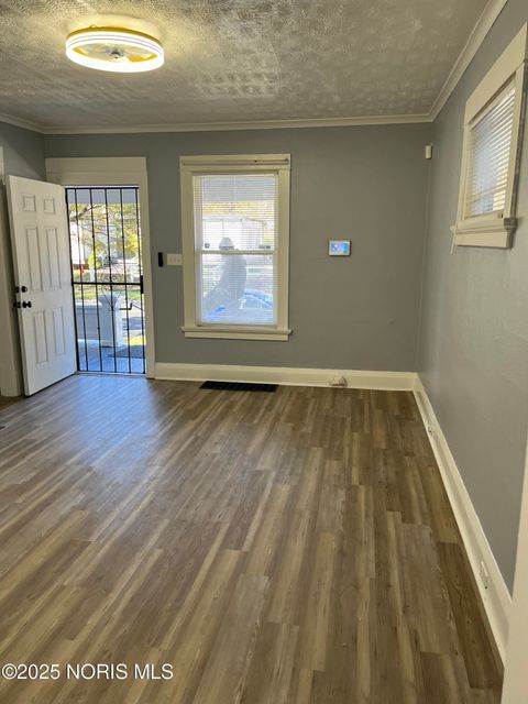 Tiny photo for 2324 Upton Avenue, Toledo, OH 43606 (MLS # 10000643)