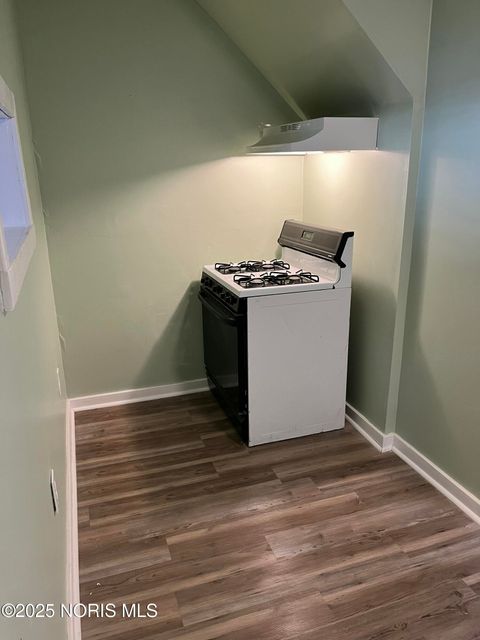 Tiny photo for 2324 Upton Avenue, Toledo, OH 43606 (MLS # 10000643)