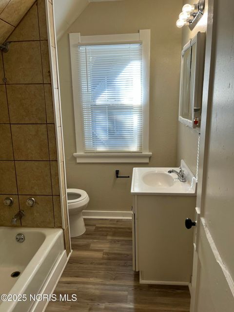 Tiny photo for 2324 Upton Avenue, Toledo, OH 43606 (MLS # 10000643)