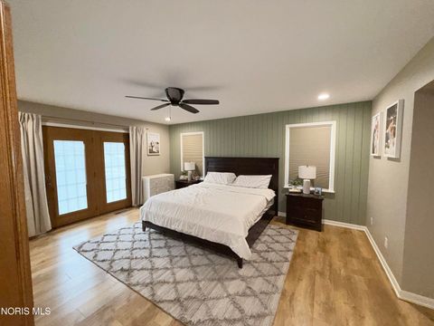 Tiny photo for 1121 Fox Run Road, Findlay, OH 45840 (MLS # 10004259)